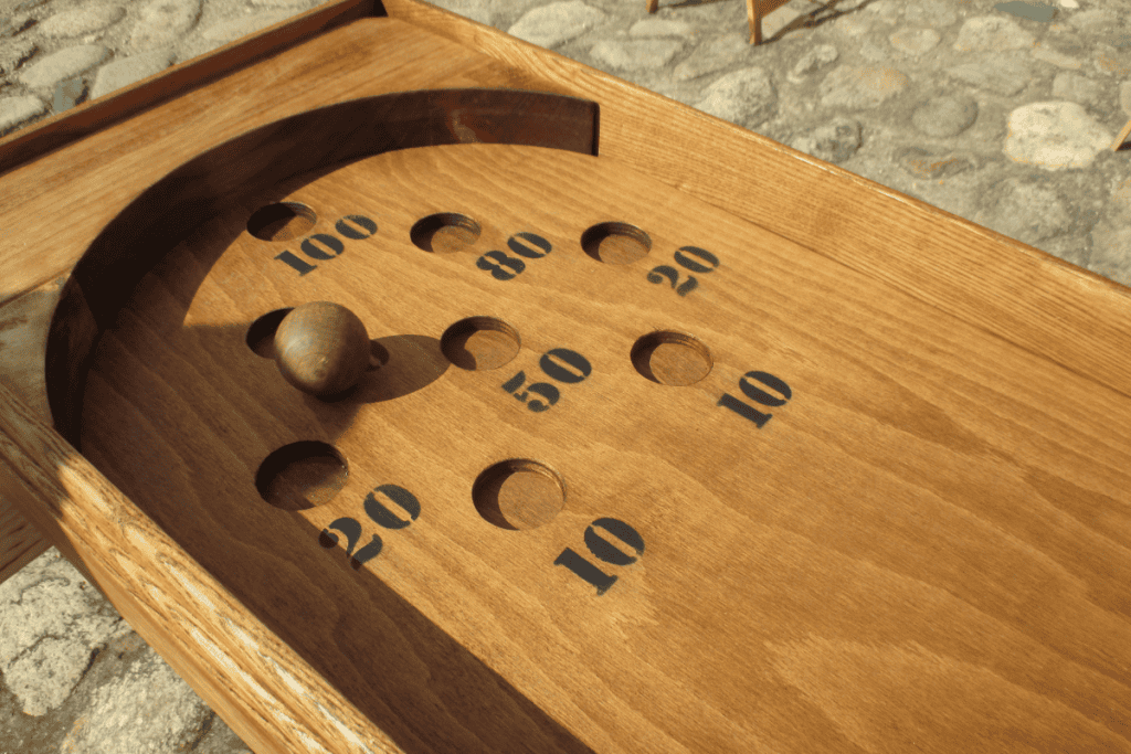 Jeux de bois avec balle et nombres
