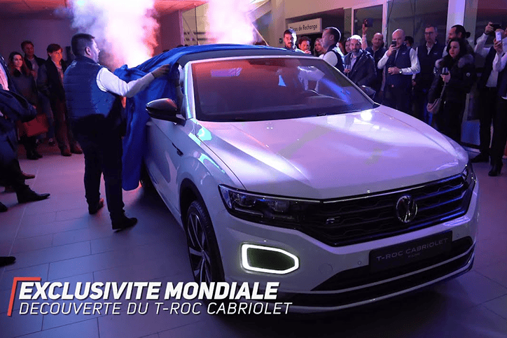 Fiesta de inauguración del coche.